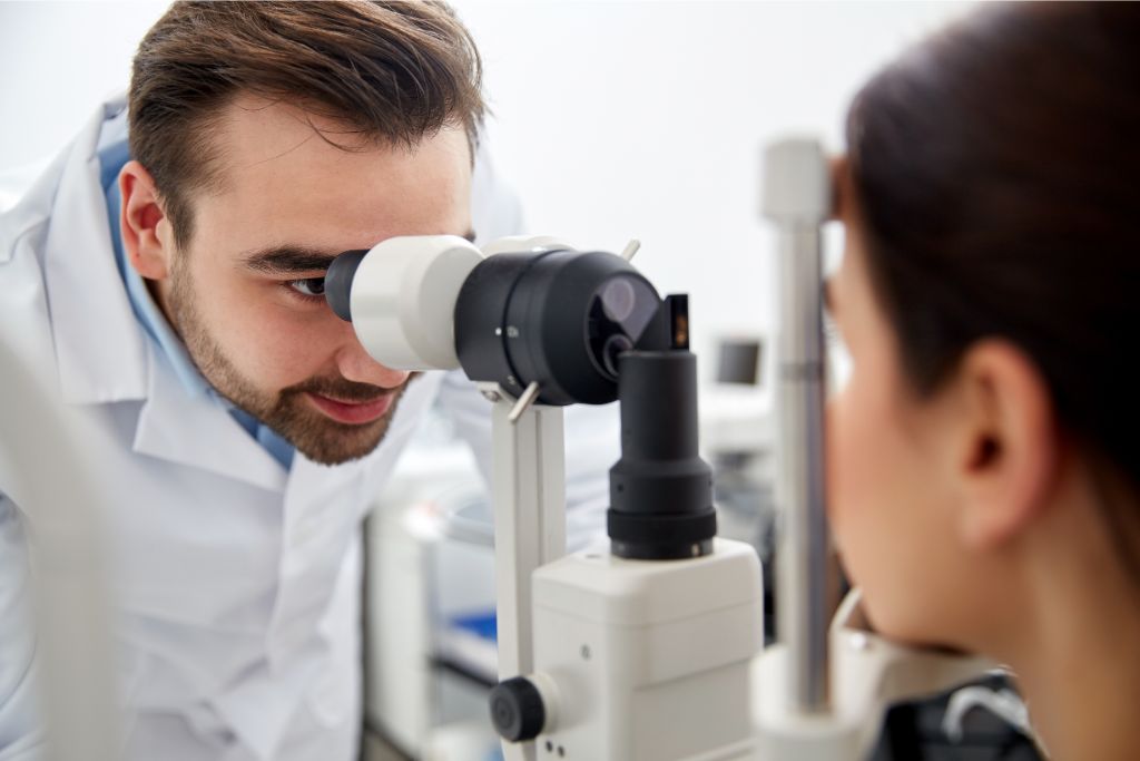 Exame de glaucoma: entenda como funciona
