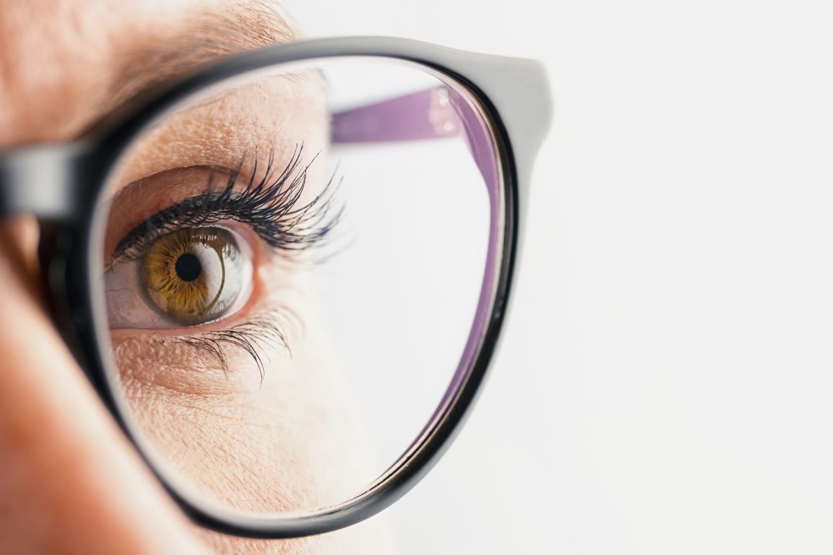 Qual a diferença entre miopia e astigmatismo?