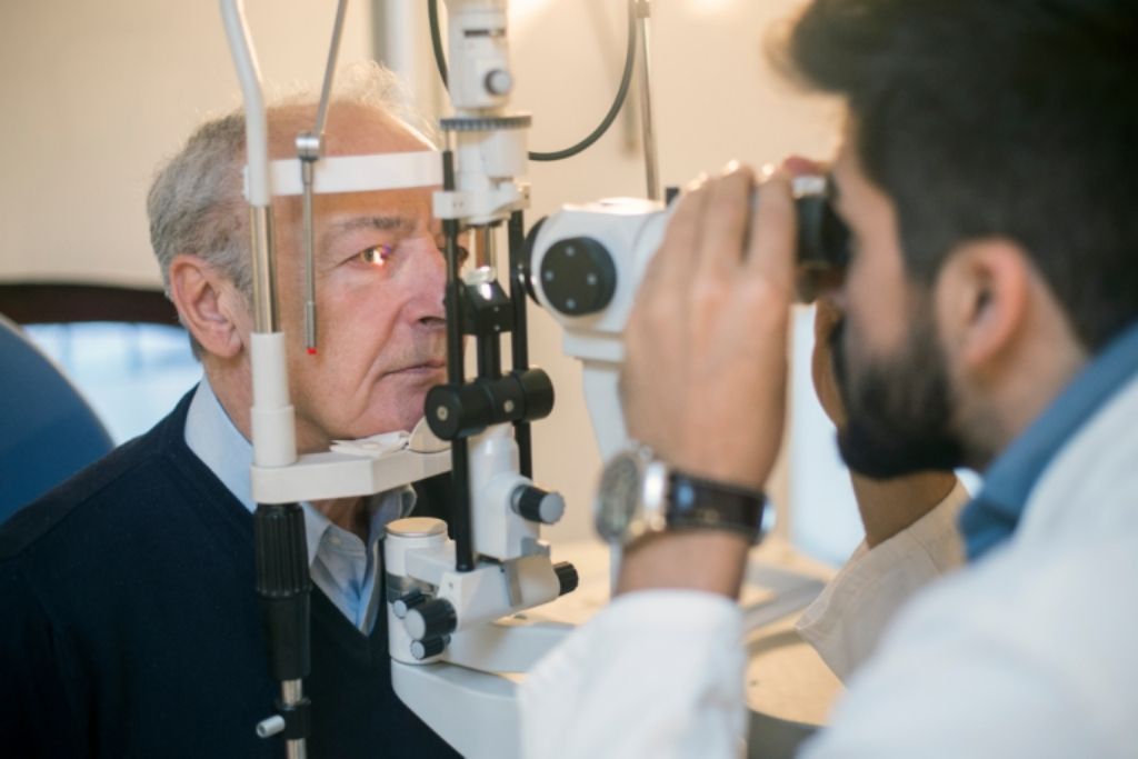 Visão embaçada depois da cirurgia de catarata: e agora?