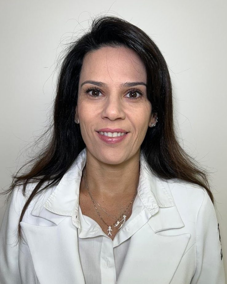 Dra. Renata Oliveira Macruz