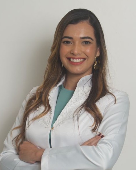 Dra. Mariana Larissa Alvino Barros