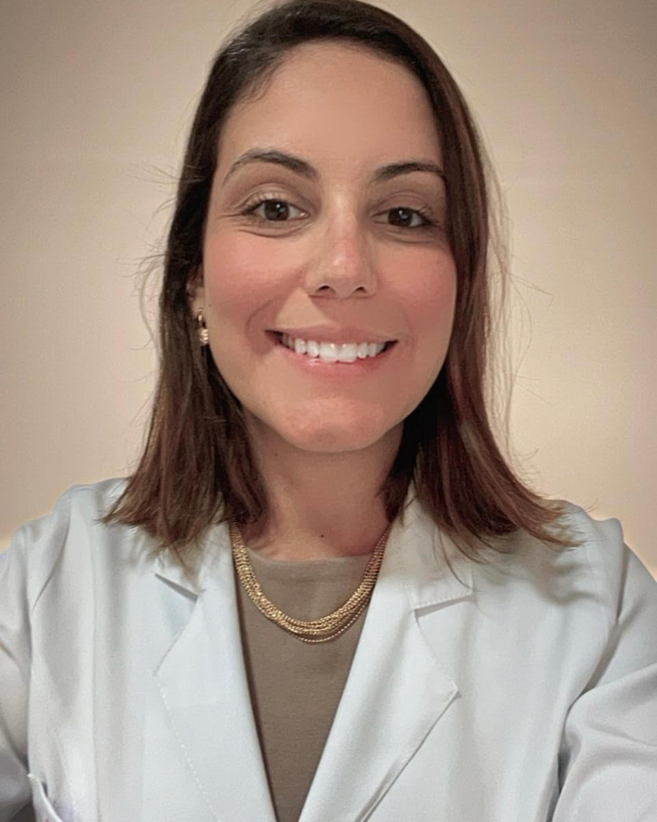 Dra. Francine Vaz de Campos